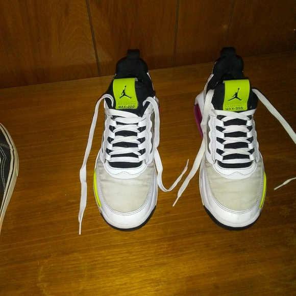 Air Jordan Air Max 200 "Vibrant CD6105-102 good condition - Picture 7 of 13